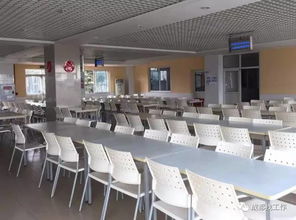 國(guó)企電子廠,包吃包住,學(xué)歷不限,月均薪3000 5000元,工作環(huán)境炒雞棒